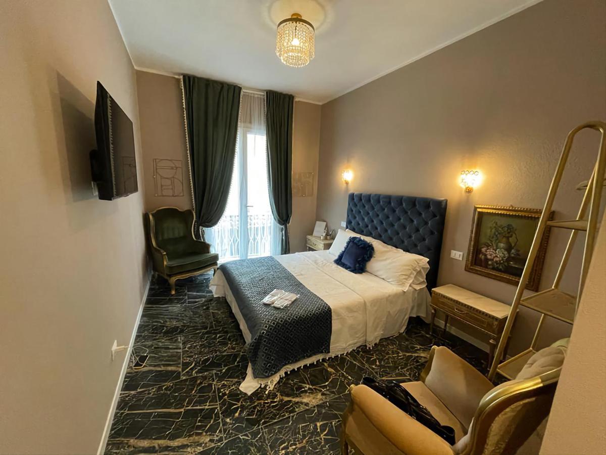 Prestige Suite Via Romagnoli Sirmione Exteriér fotografie