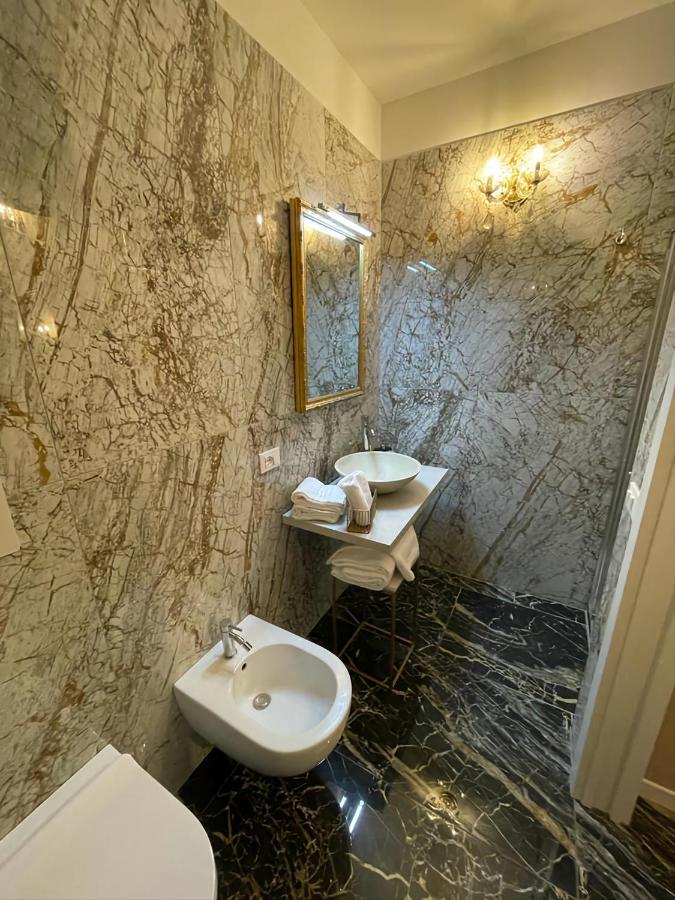 Prestige Suite Via Romagnoli Sirmione Exteriér fotografie