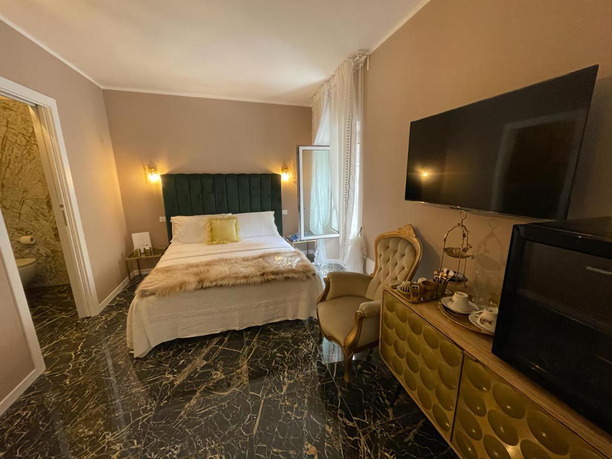Prestige Suite Via Romagnoli Sirmione Exteriér fotografie